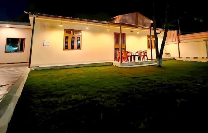 A2 Villa By Jmd - Peaceful Stay Near Expo Mart Greater Noida Exterior photo